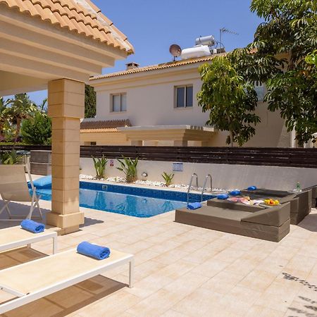 Villa Malama Paralimni Eksteriør billede