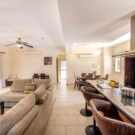 Villa Malama Paralimni Eksteriør billede