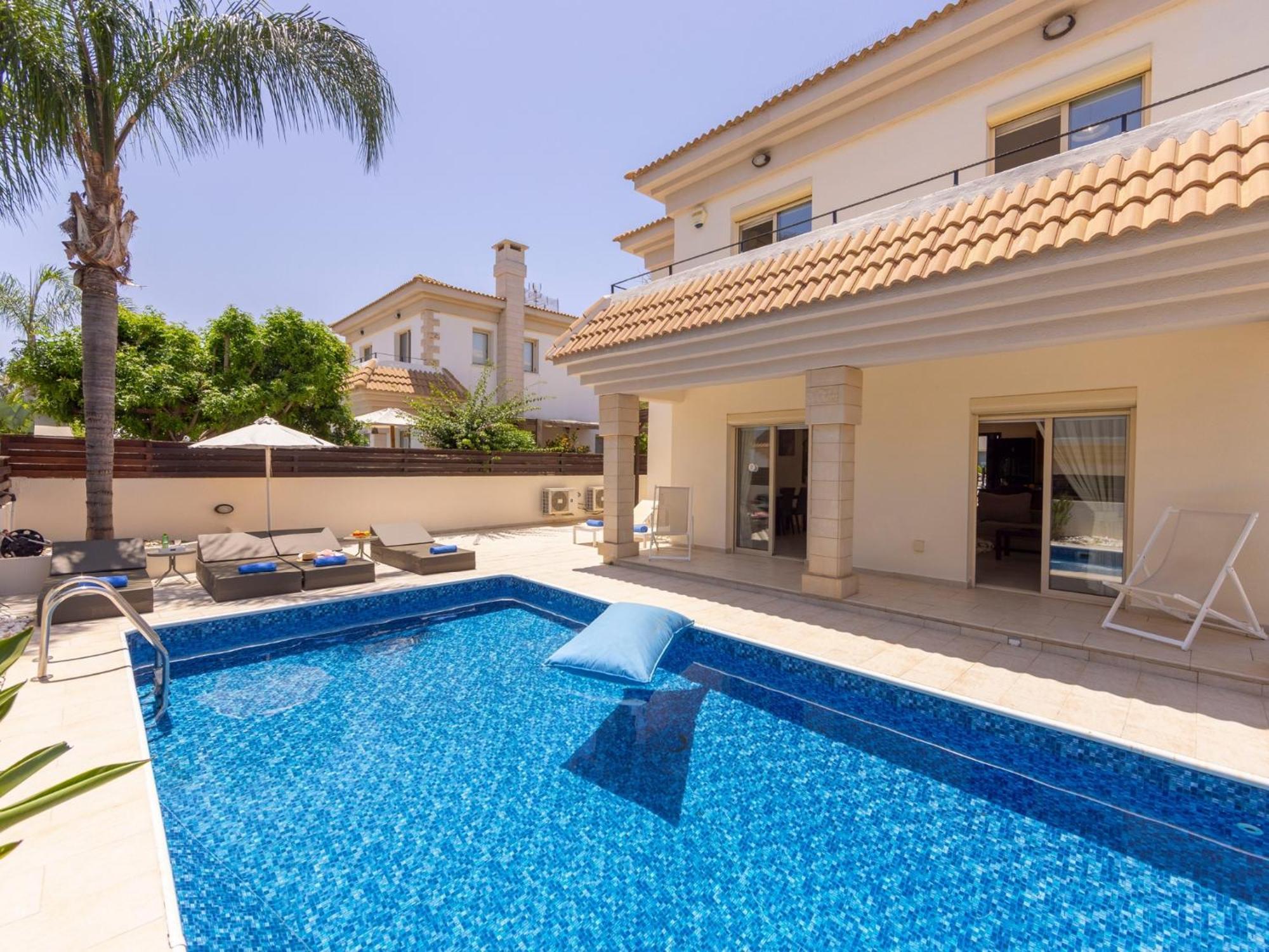 Villa Malama Paralimni Eksteriør billede