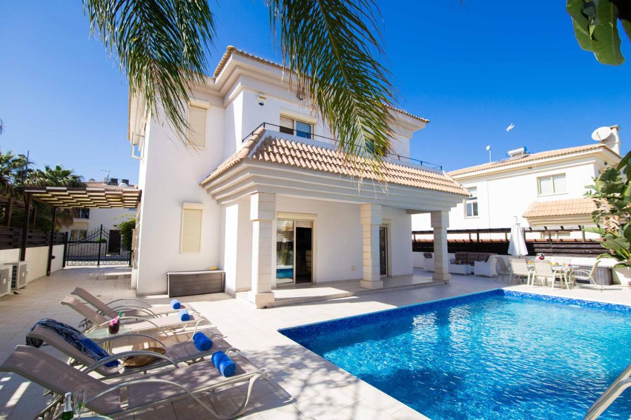 Villa Malama Paralimni Eksteriør billede